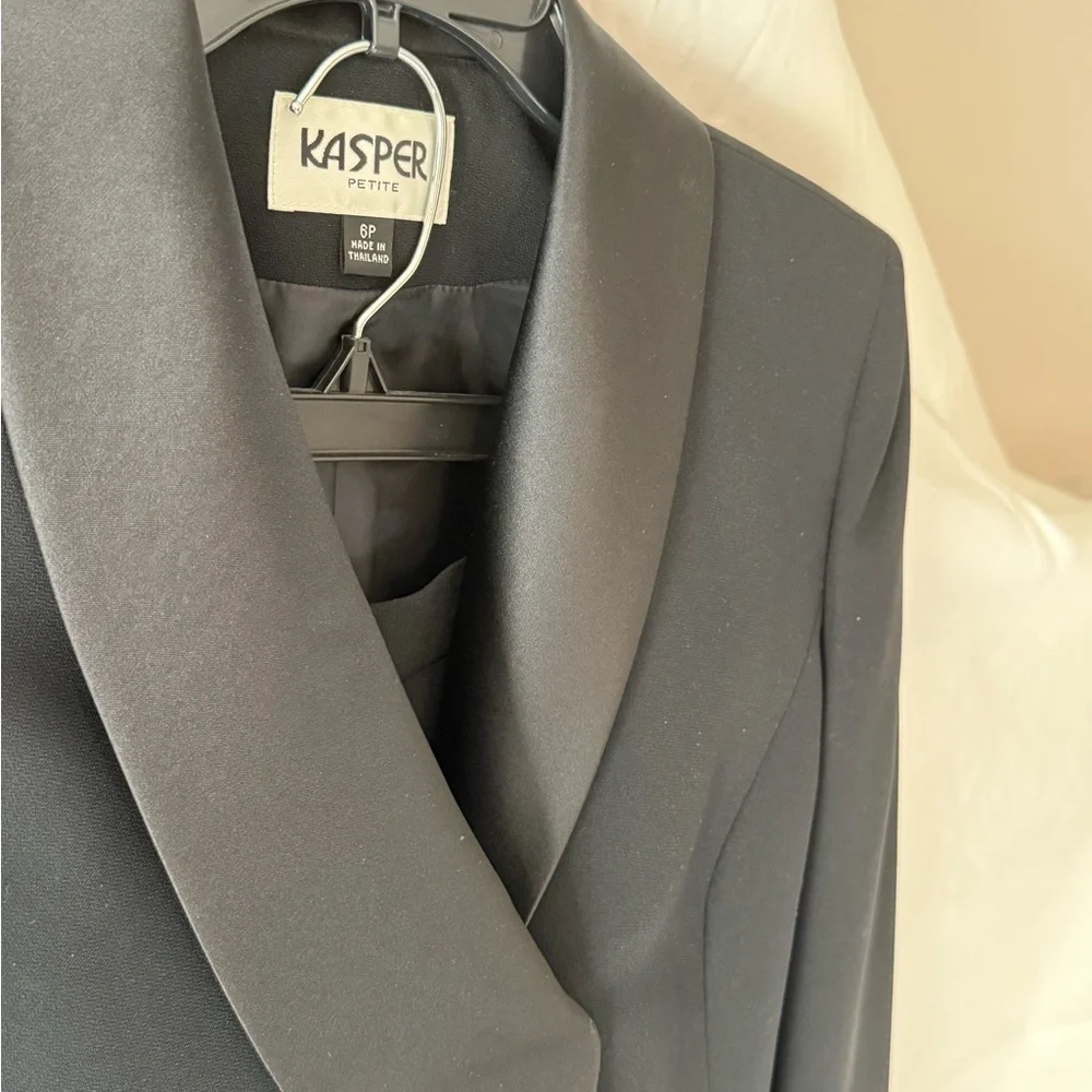 Kasper Petite Black Pantsuit - Picture 5 of 5